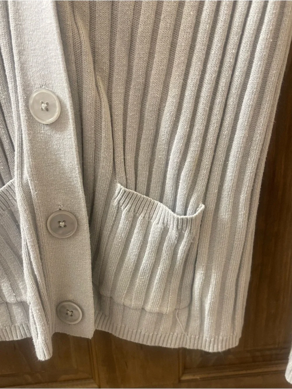 Talbots Light Blue Gray Ribbed V-Neck Button Cardigan size Medium - Picture 4 of 6